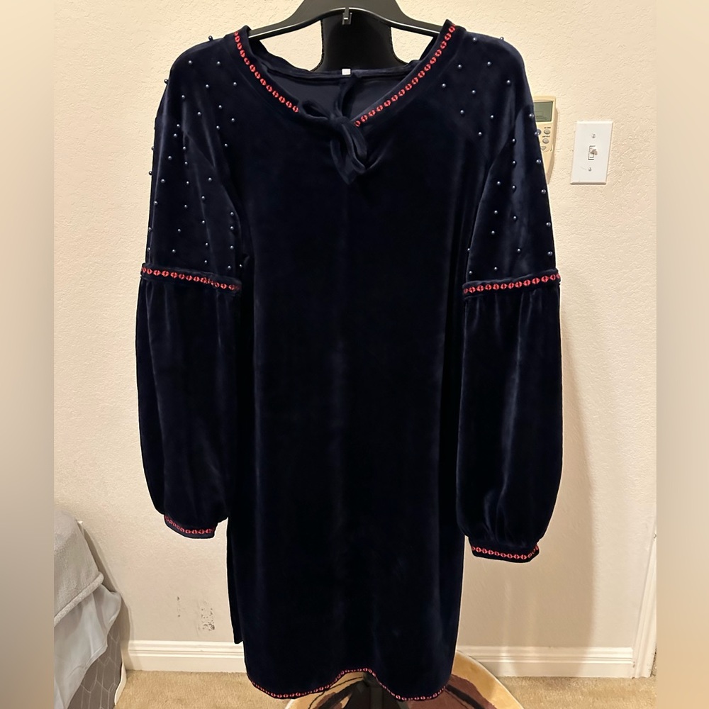 Vintage Velvet Swing Dress Womens Size Medium Navy blue‎  Long Sleeve. Preowned.